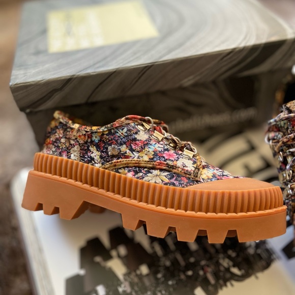 Anthropologie x Jeffrey Campbell B2School Platform Sneakers - Picture 11 of 11